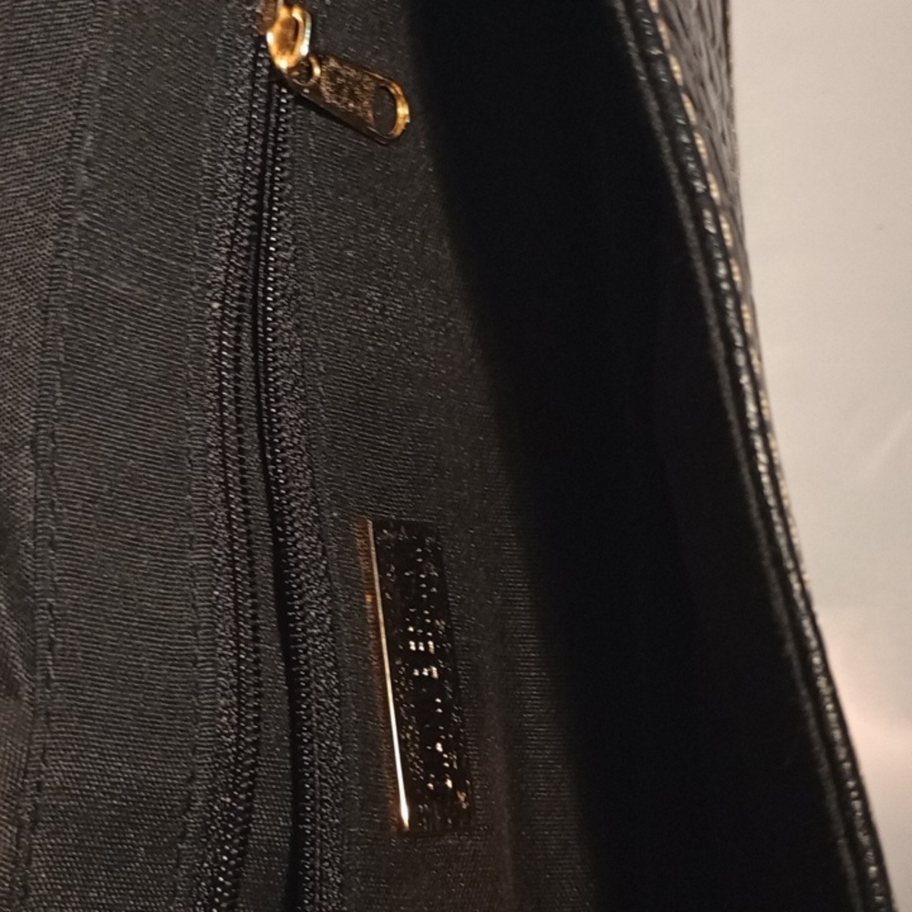 GIANI BERNINI Leather Crossbody Purse With Detachable Handles - Picture 3 of 6